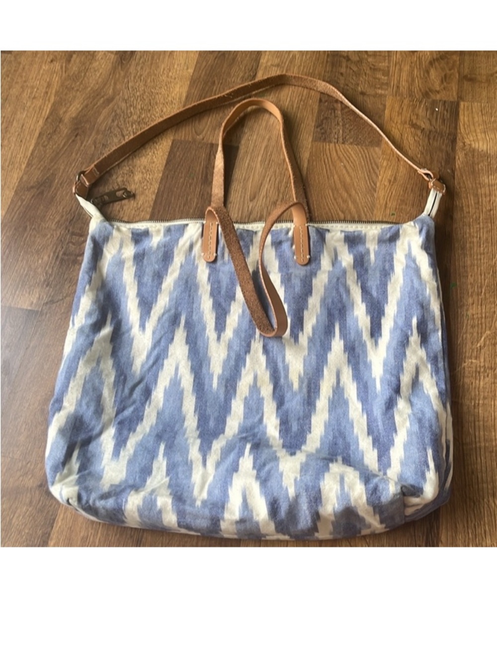 Gap Blue Chevron Ikat Print Canvas Tote Bag with Leather Straps and Zip Close